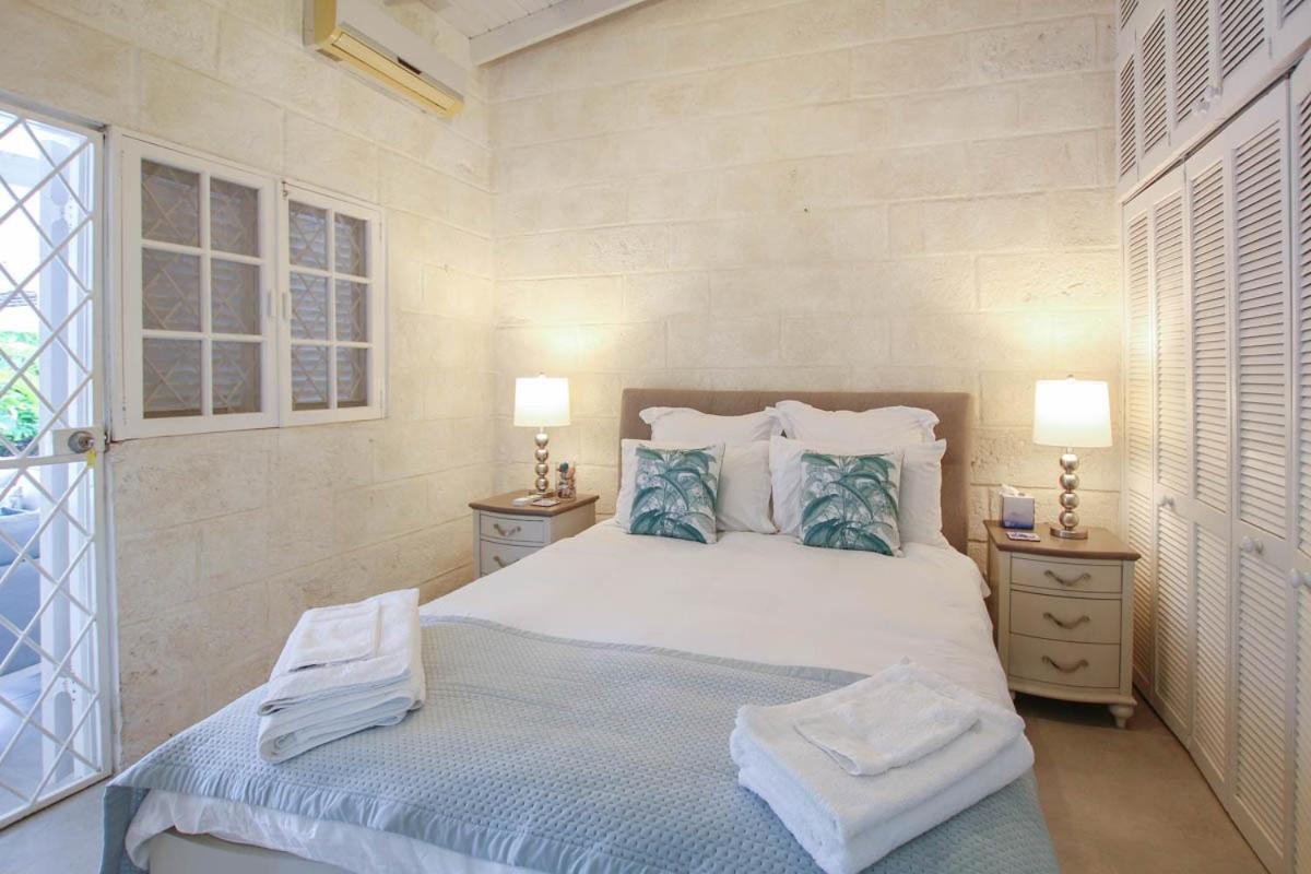 סנט פיטר Amazing Villa With Pool 5 Mins From Beach - Palm Grove 1 Home חדר תמונה